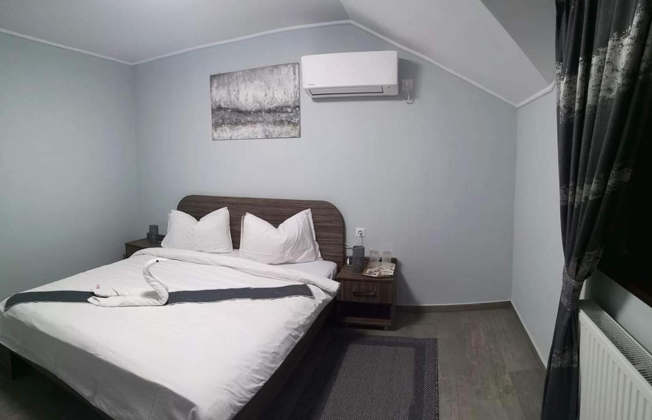 Casa Cizi Otel Călimăneşti Dış mekan fotoğraf
