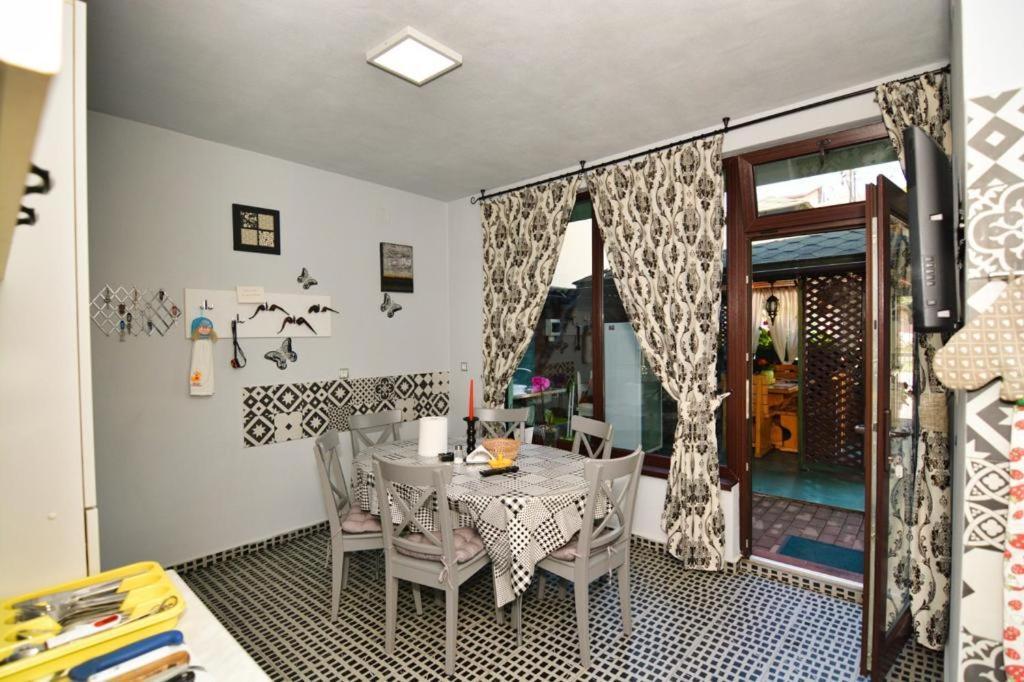 Casa Cizi Otel Călimăneşti Dış mekan fotoğraf